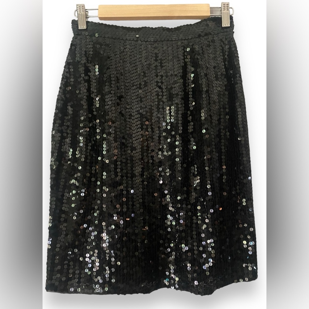 Cedars 100% silk black skirt sequins size 8 EUC